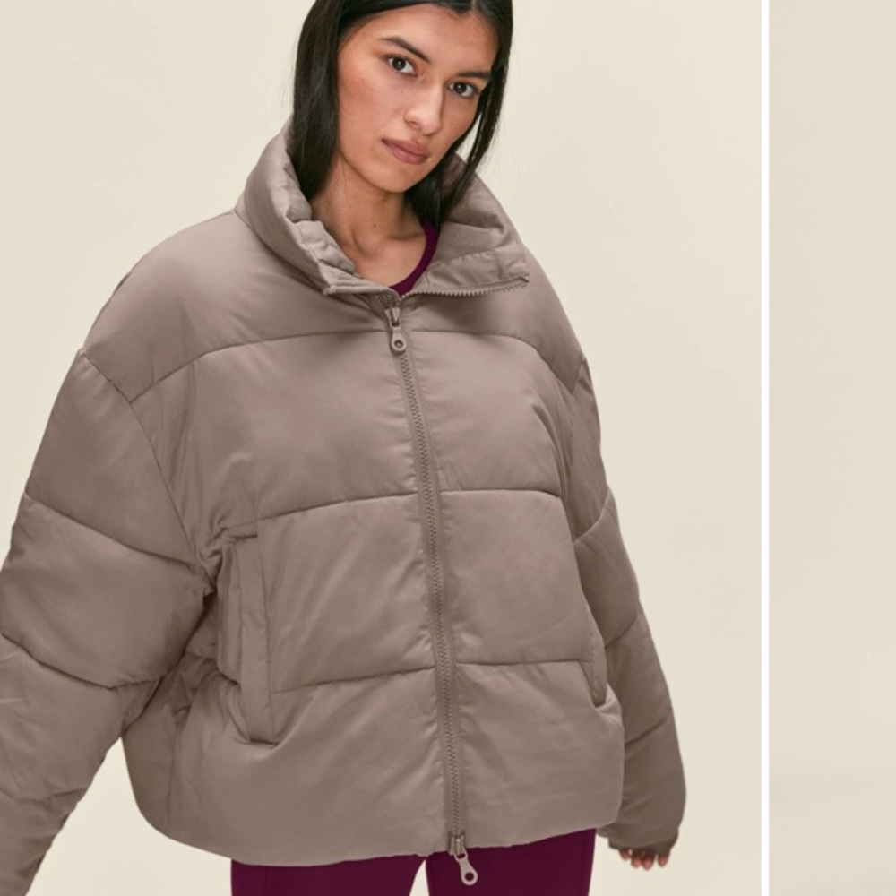 NWT Girlfriend collective limestone puffer